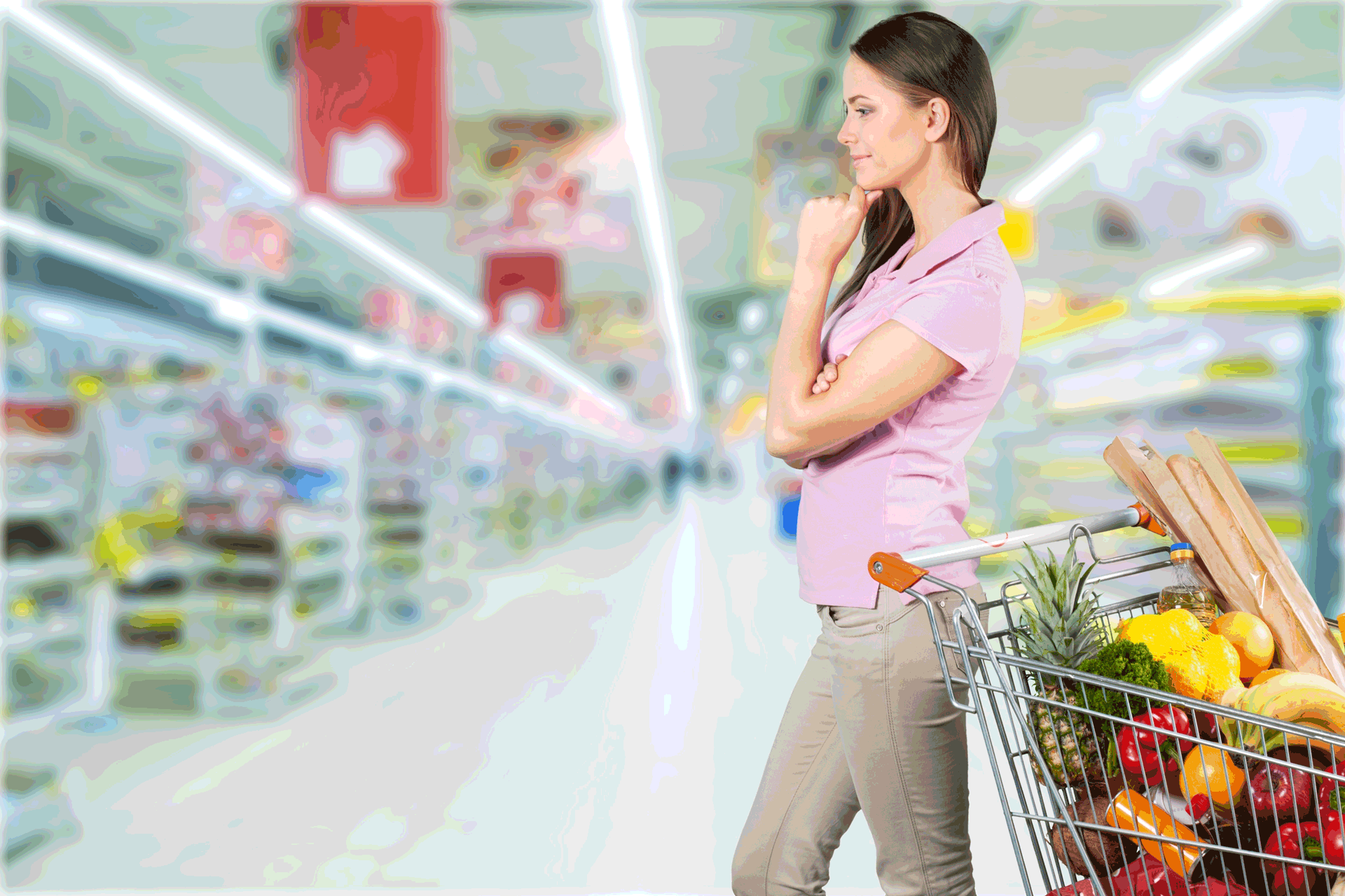 While market. Женщина с тележкой в супермаркете. Женщина с корзиной в супермаркете. Тележка для супермаркета. Тележка с продуктами женщина.
