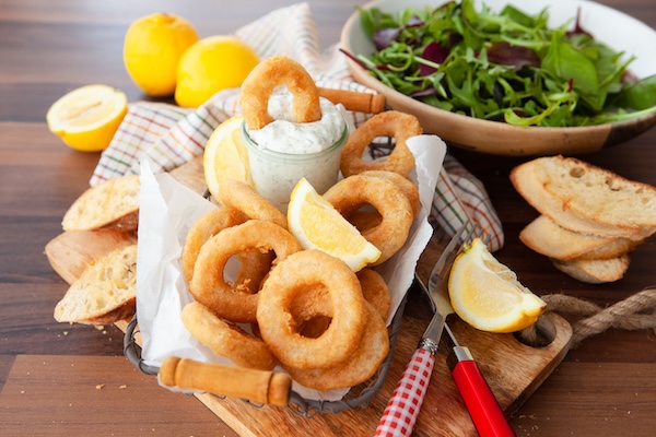 Crispy breaded calamari rings